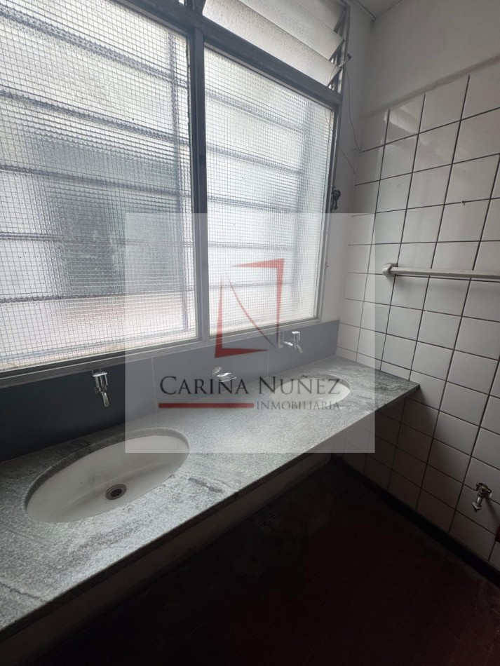 GABINETES PARA  ESTETICA U OFICINAS PARA JOVENES PROFESIONALES