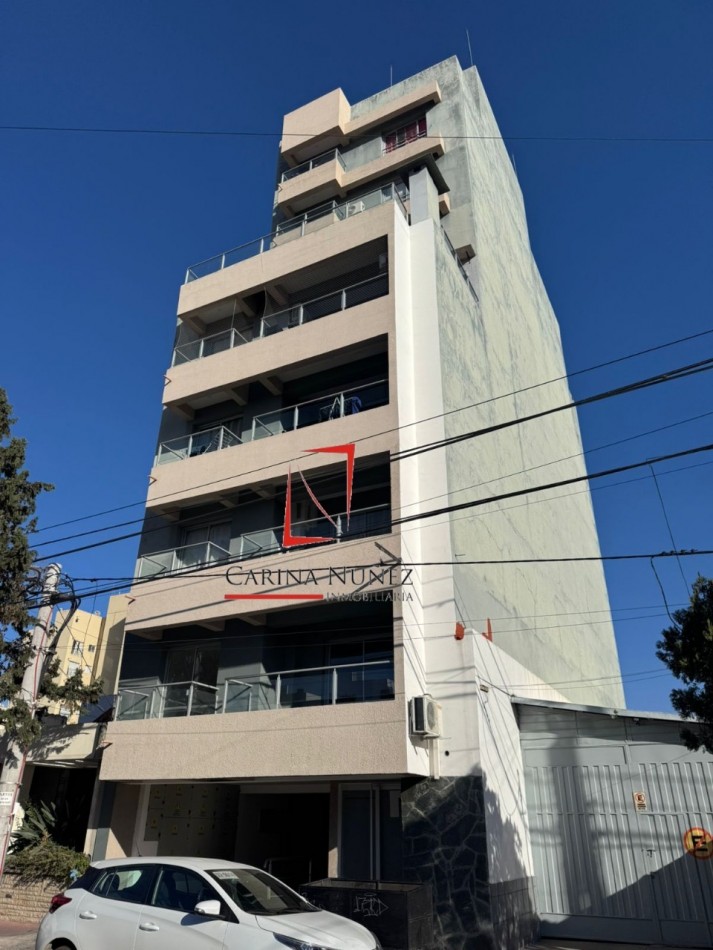 MONOAMBIENTE CON TERRAZA Y COCHERA