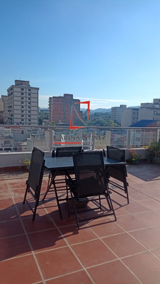 MONOAMBIENTE CON TERRAZA Y COCHERA
