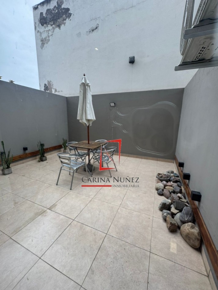 MONOAMBIENTE AMOBLADO CON PATIO EN PLANTA BAJA