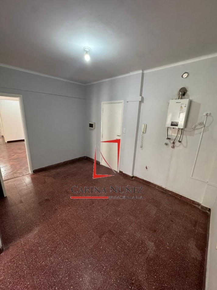 DEPARTAMENTO A UNA CUADRA PLAZA PPAL 3 DORM 2 BAÑOS DEPENDENCIA