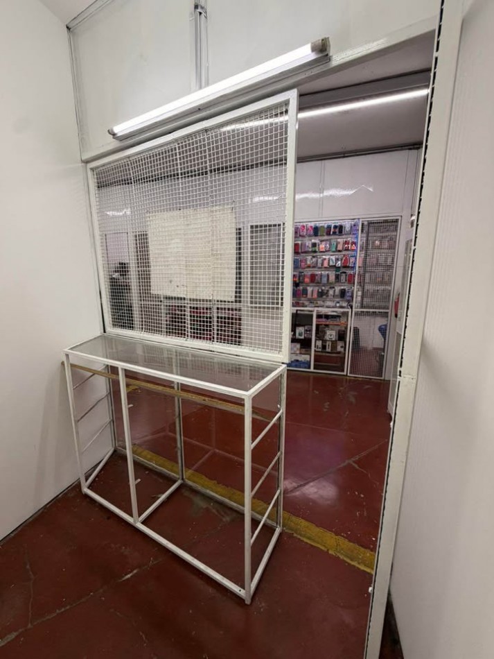 ALQUILO LOCAL EN GALERIA  MIL NEGOCIOS  - ULTIMA OPORTUNIDAD