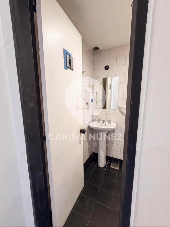 SALON EN ALQUILER CENTRO BEAUTY STREET