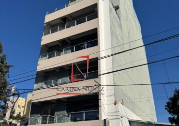 MONOAMBIENTE CON TERRAZA Y COCHERA 